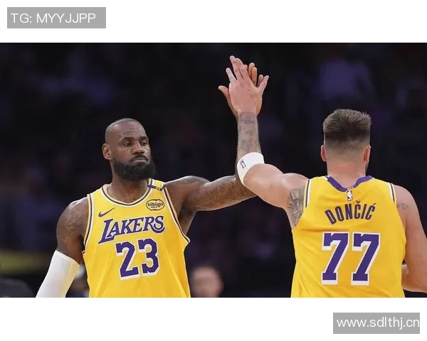 今日NBA热榜头条：詹姆斯新纪录、球队重组风云引热议