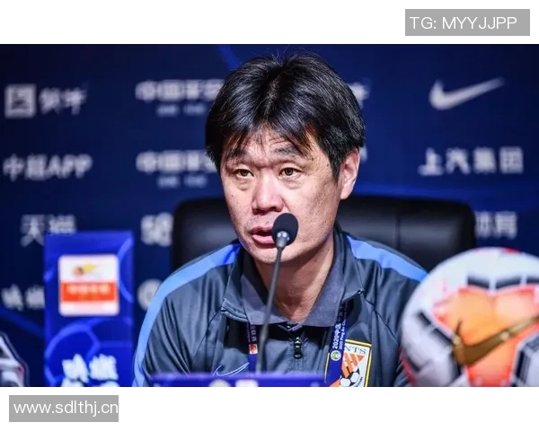 伤病名单赛后爆金句引全场大笑 主帅幽默回应成焦点